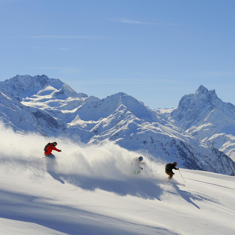 Arlberg Resort Pulverschnee Skifahren Am Arlberg (C) TVB St